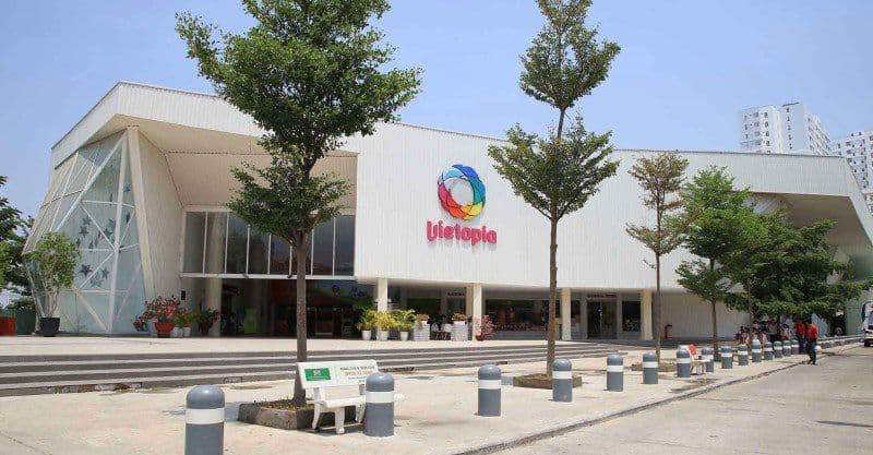 Khu vui chơi trẻ em Vietopia cách dự án Florita vài trăm mét