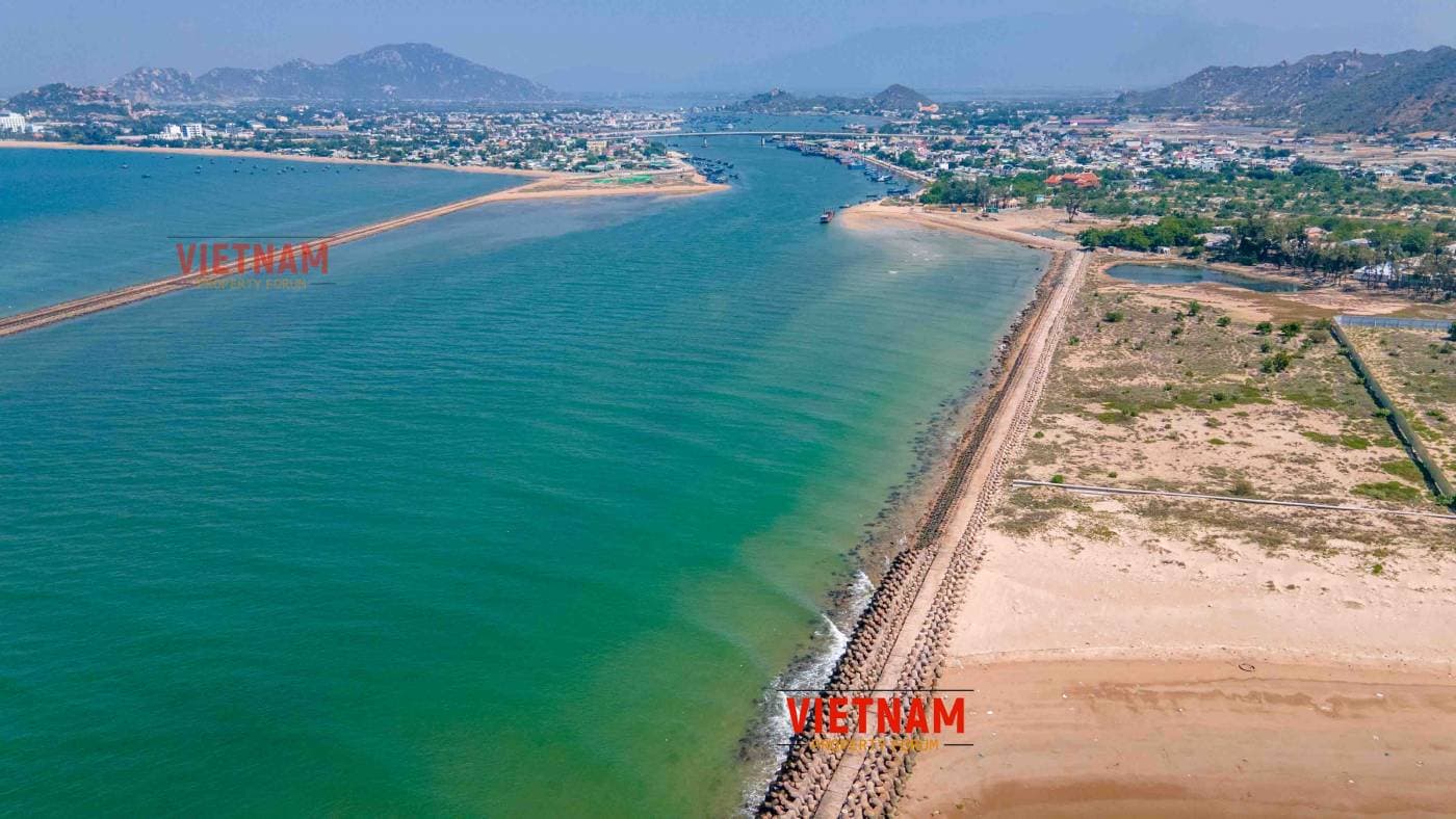 Được quảng cáo khá rầm rộ, Sailing Bay Ninh Chữ - Dự án mô hình ApartHotel của tập đoàn Crystal Bay tại Ninh Thuận hiện nay ra sao? 43 1619680624 587 Duoc quang cao kha ram ro Sailing Bay Ninh Chũ