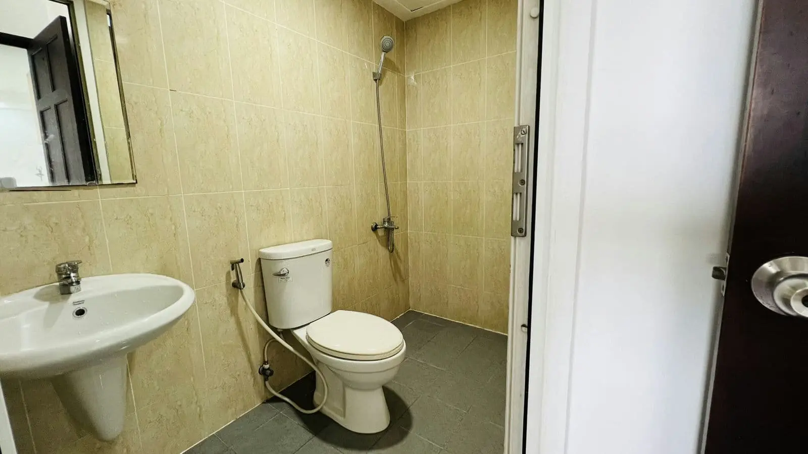 Moscow Tower 12 Toilet Căn hộ Chung cư Moscow Tower Quận 12