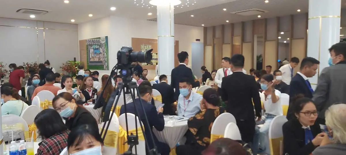 HAPPY ONE PREMIER THẠNH LỘC QUẬN 12 su kien khai truong khu nha mau Happy One Premier - HAPPY ONE PREMIER THẠNH LỘC QUẬN 12