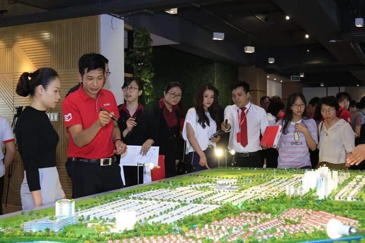 CITIGRAND QUẬN 2 37 Khách hàng tham quan Khu nhà mẫu Dự án Căn hộ CitiGrand Cát Lái Quận 2