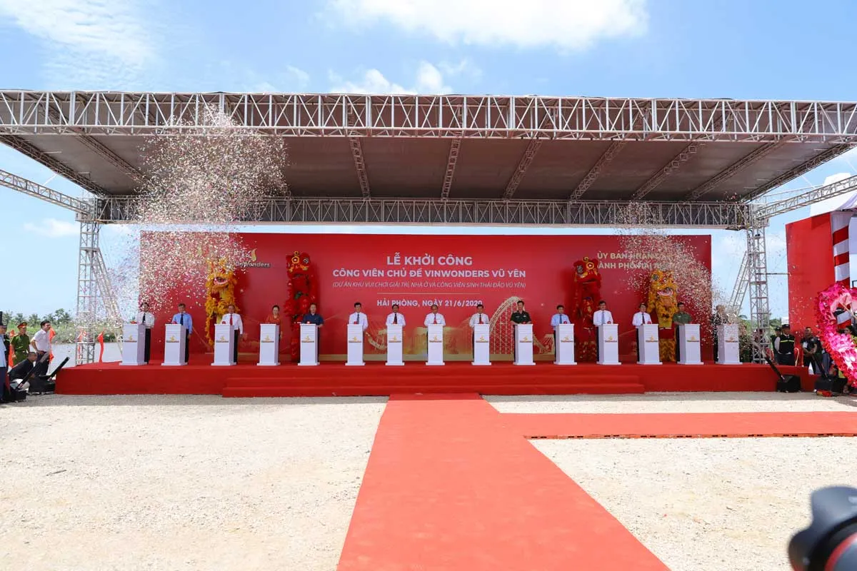 VinWonders Vũ Yên Hải Phòng 2 Thủ tướng Chính phủ Nguyễn Xuân Phúc và các đại biểu nhấn nút khởi công dự án Vinwonders Yên Vũ