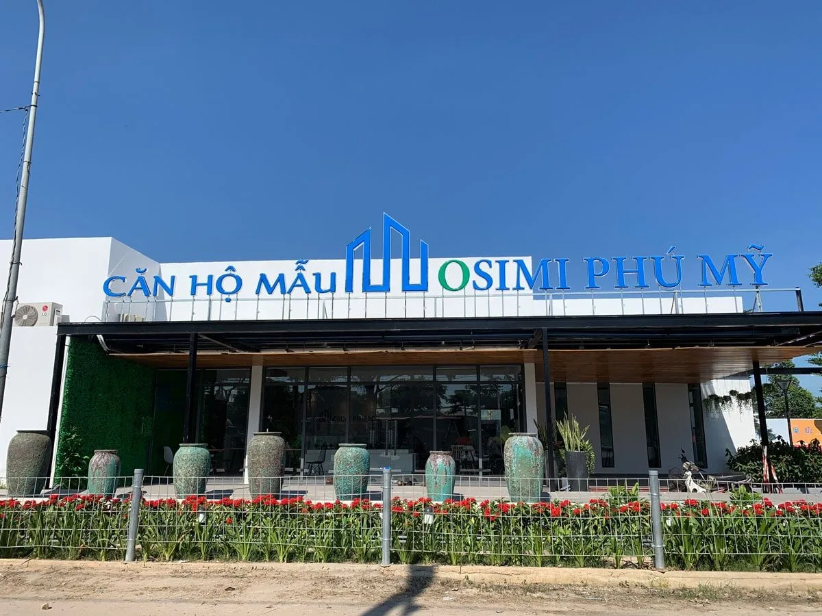 Phòng khách
Bàn ăn
Phòng khách
Bàn ăn