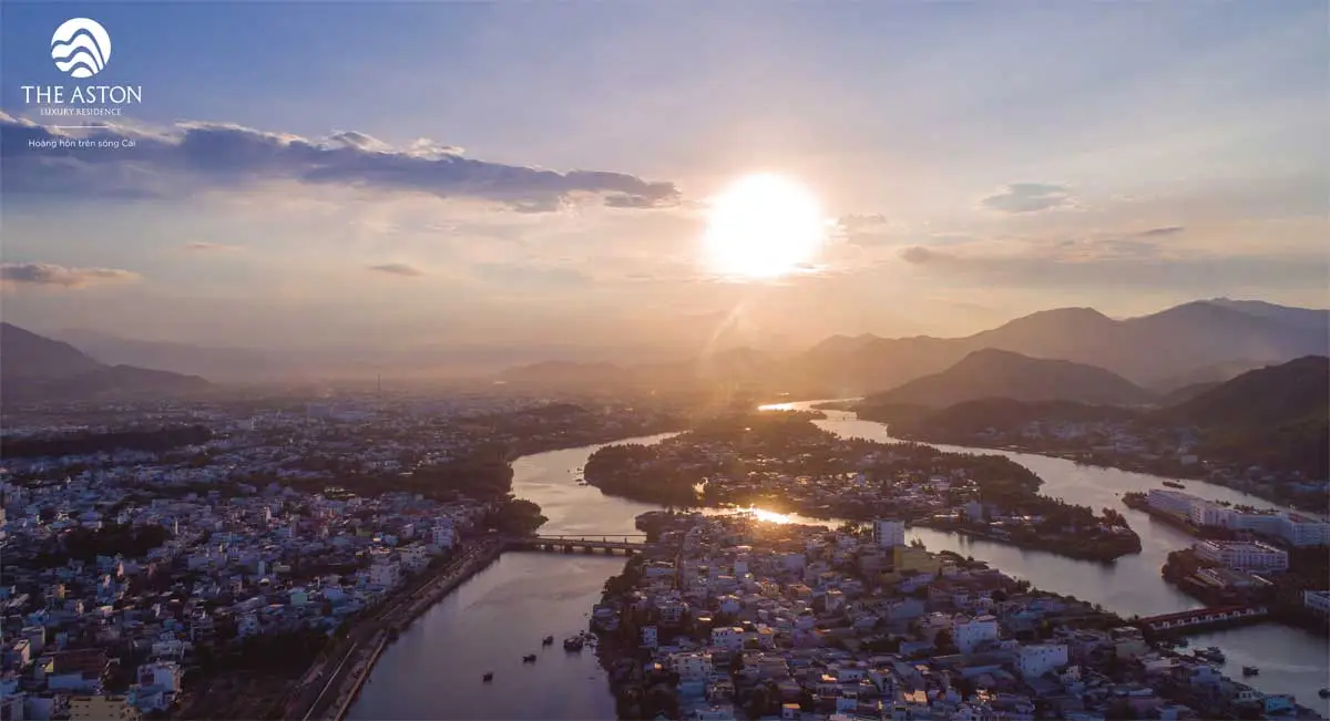 Ngắm hoàng hôn bên Sông Cái Ngắm hoàng hôn bên Sông Cái