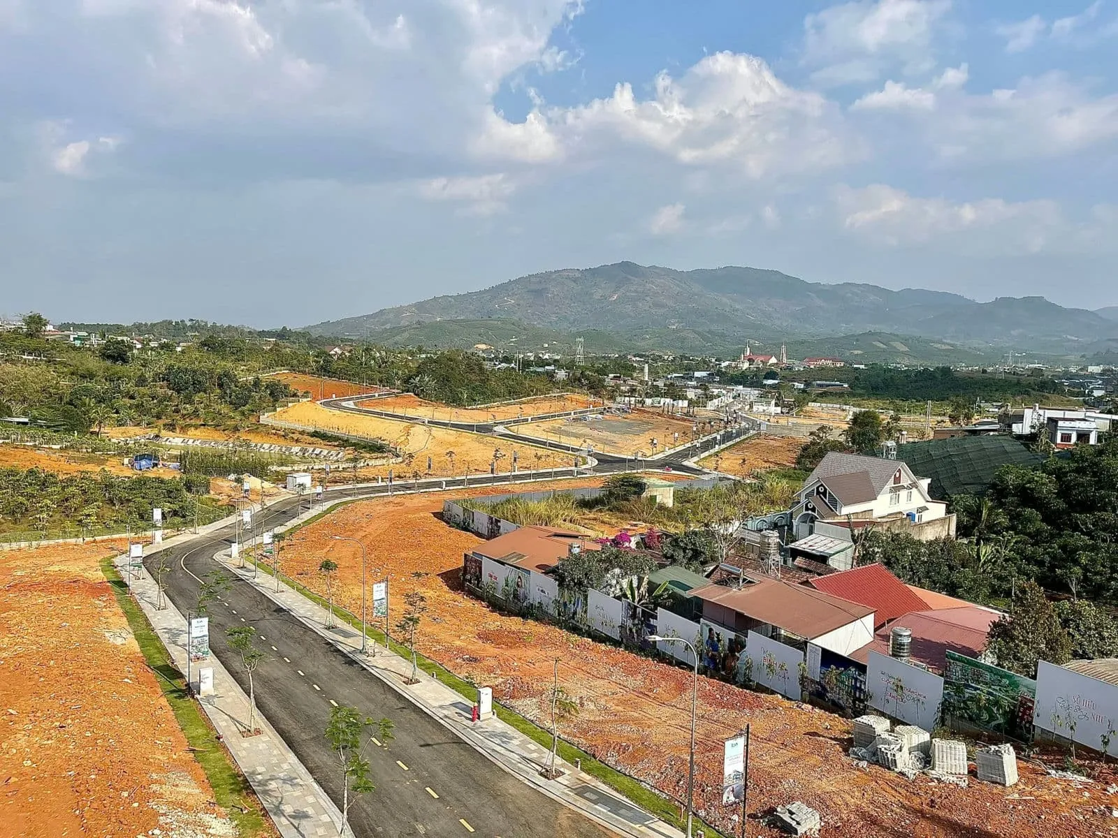 LaMia Bảo Lộc Cap nhat tien do thi cong Du an La Mia Bao Loc thang 3 nam 2023 14 - LaMia Bảo Lộc