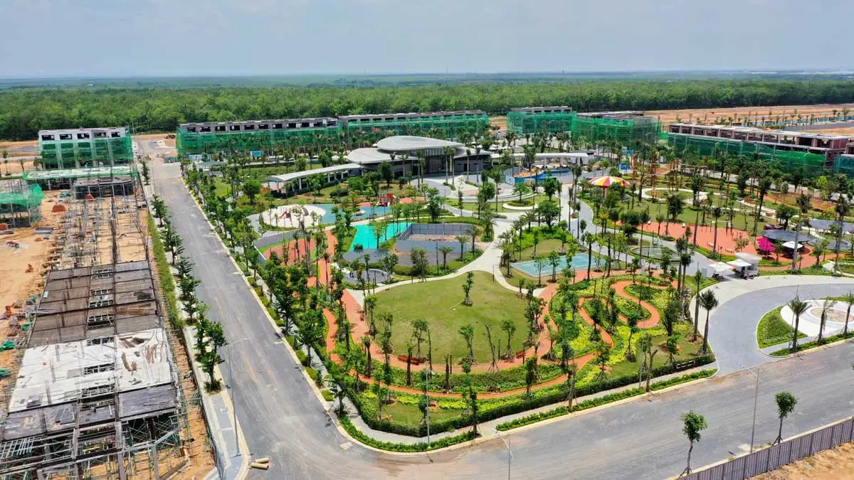 GEM SKY WORLD LONG THÀNH ĐỒNG NAI hinh anh thuc te tien do thi cong du an gem sky world 2021 - GEM SKY WORLD LONG THÀNH ĐỒNG NAI
