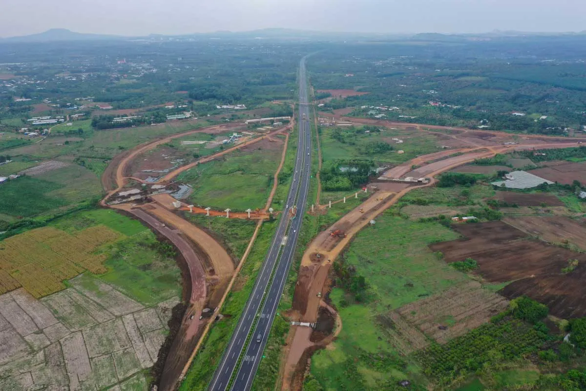 Grand Mercure Phan Thiết 5 Cao tốc Phan Thiết - Dầu Giây dần hình thành