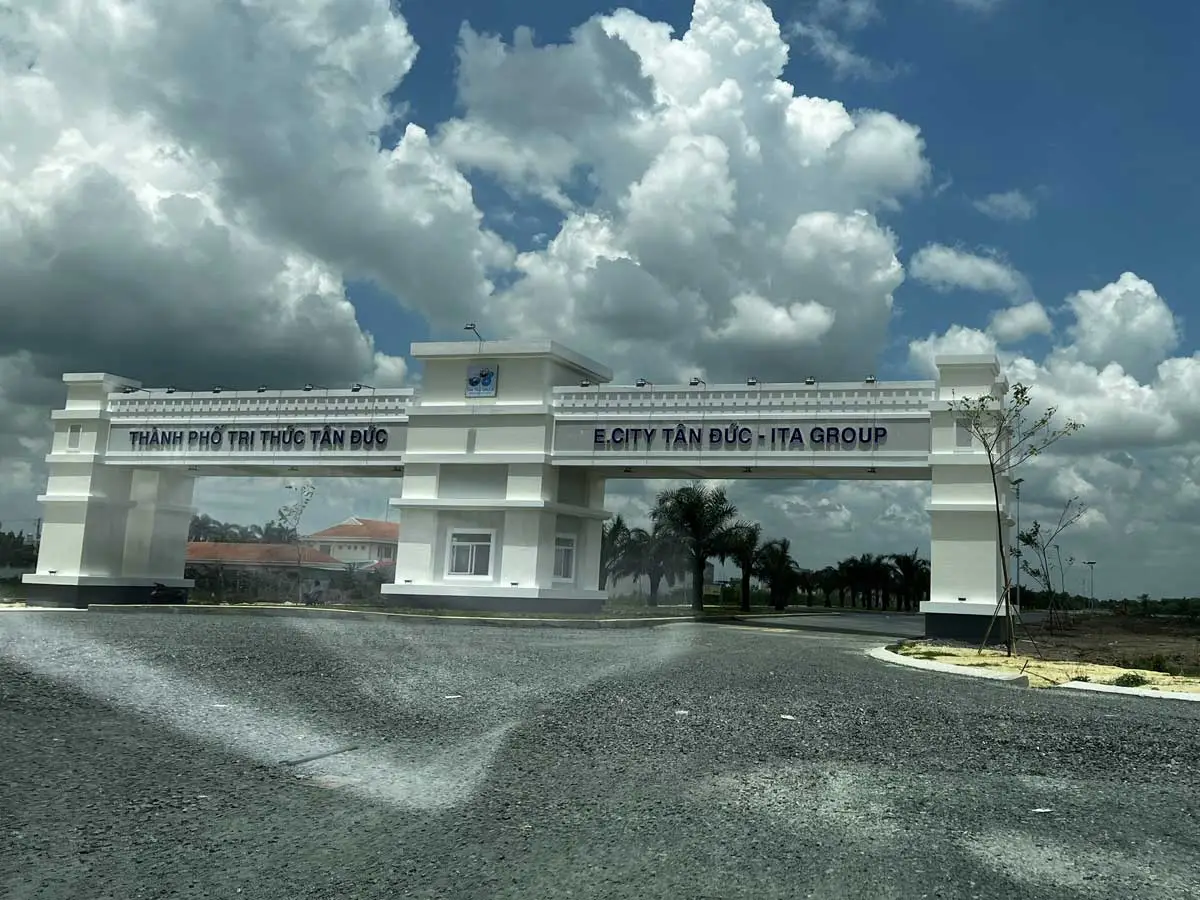 E.CITY TÂN ĐỨC LONG AN tien do thi cong du an e city tan duc thang 5 nam 2022 - E.CITY TÂN ĐỨC LONG AN