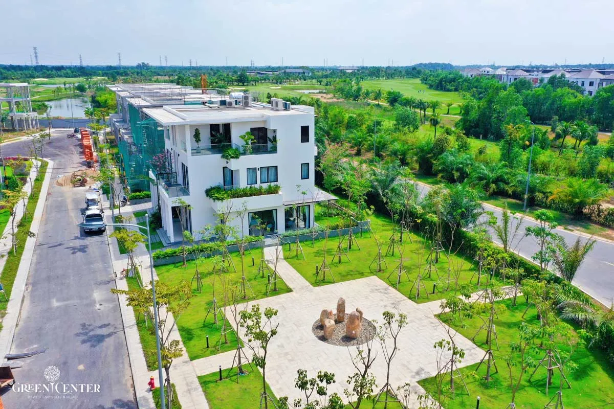 Green Center Tien do thi cong nha Green Center - Green Center