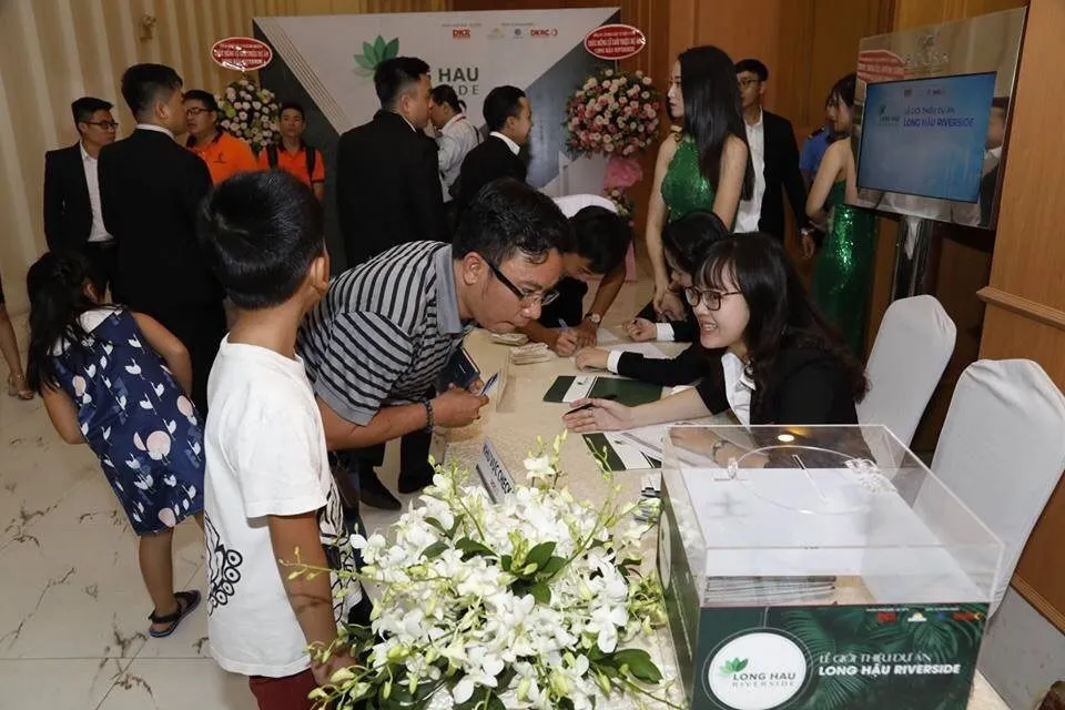 LONG HẬU RIVERSIDE 23 hinh anh ngay mo ban du an long hau riverside