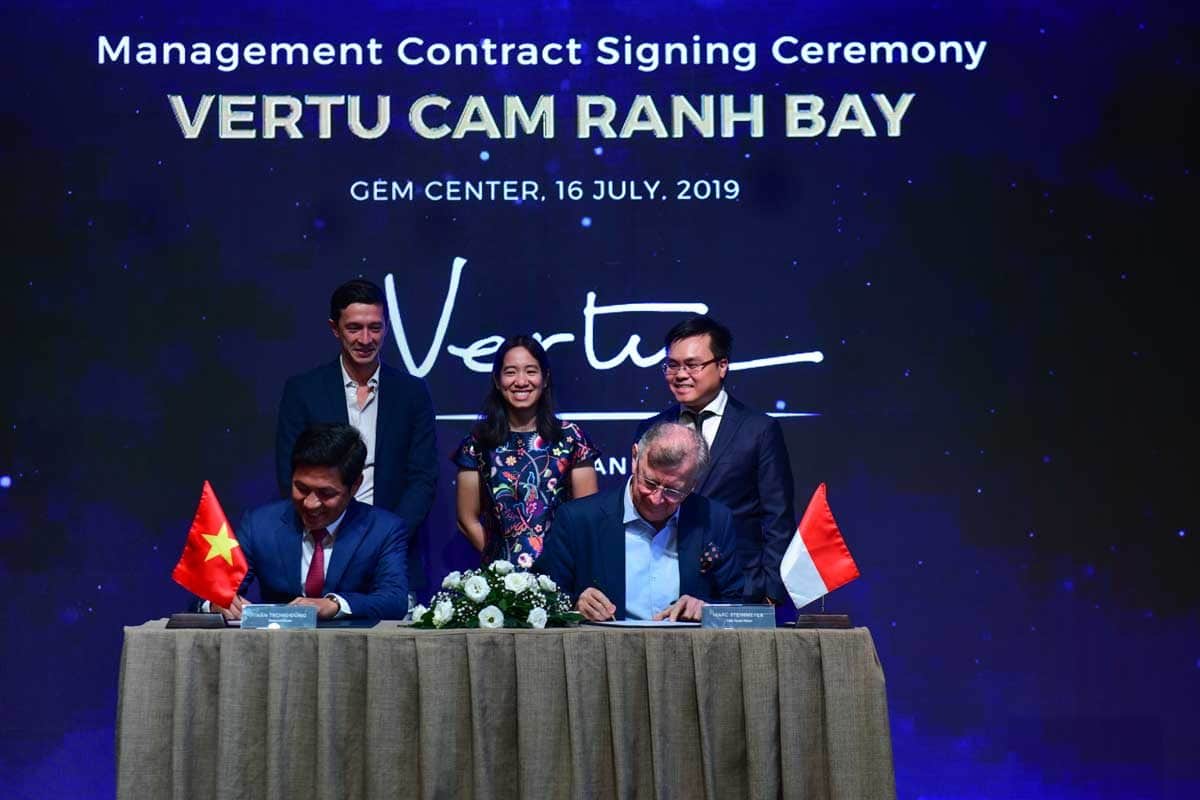 Lễ ký kết hợp tác Vertu Cam Ranh Bay