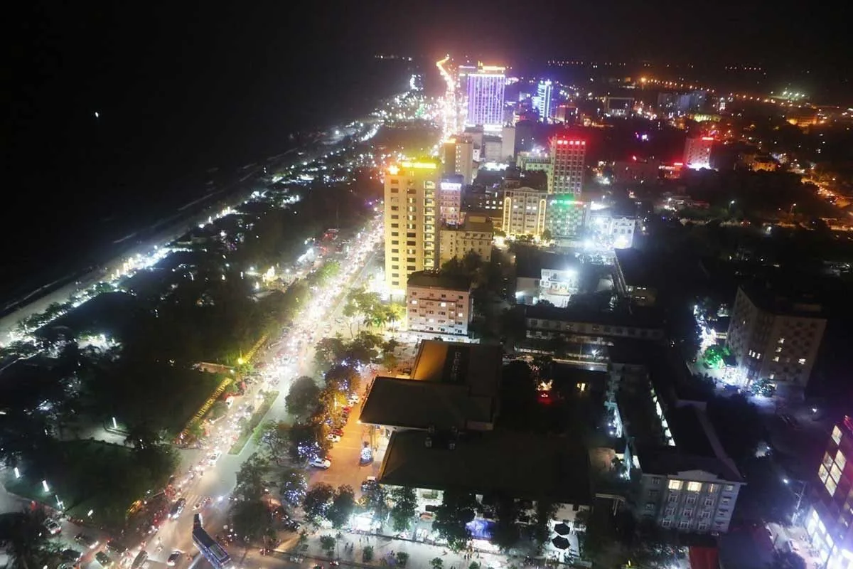 CỬA LÒ BEACH VILLA NGHỆ AN 7 Cua-Lo-ve-dem