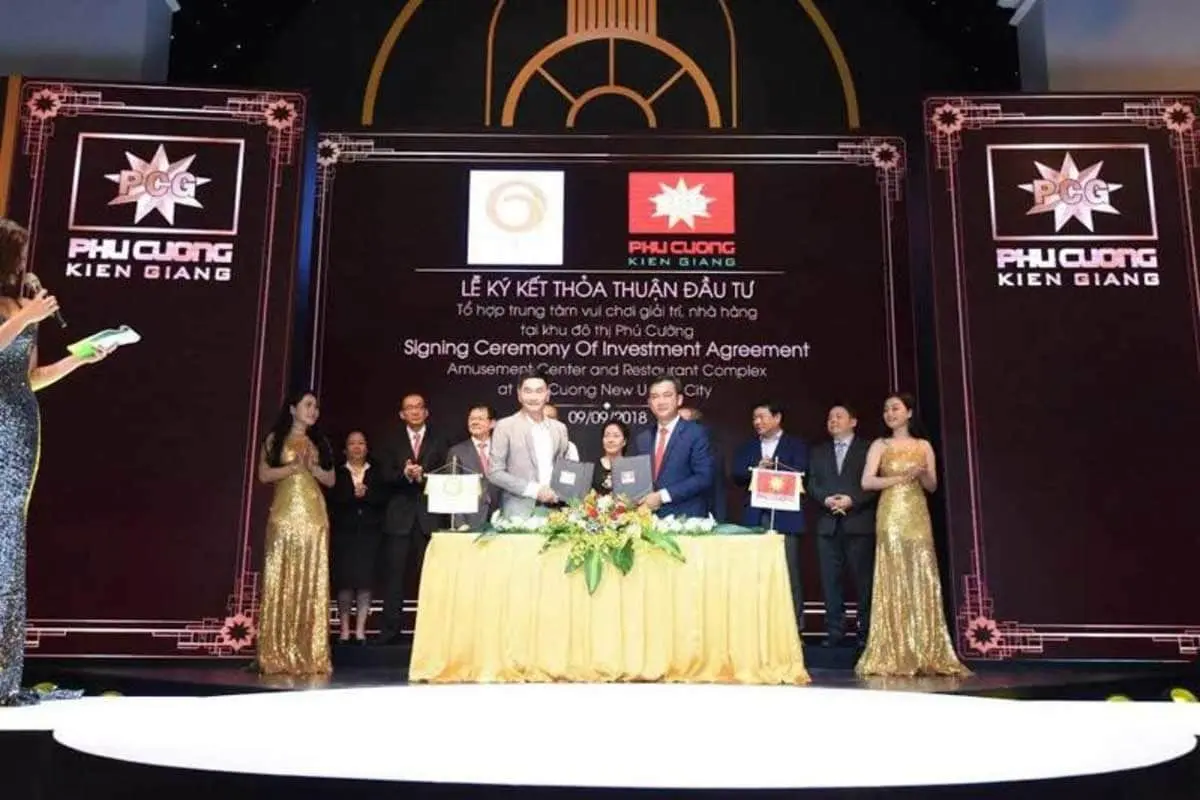KHU ĐÔ THỊ PHÚ CƯỜNG HOÀNG GIA KIÊN GIANG 3 Lễ ký kết thỏa thuận đầu tư Dự án Phú Cường Hoàng Gia