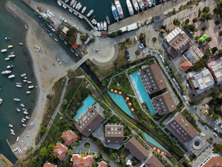 Giá bán căn hộ Vinhomes Green Paradise Cần Giờ - Phân tích